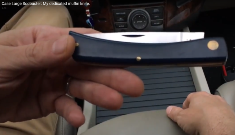 Dedicated Muffin Knife