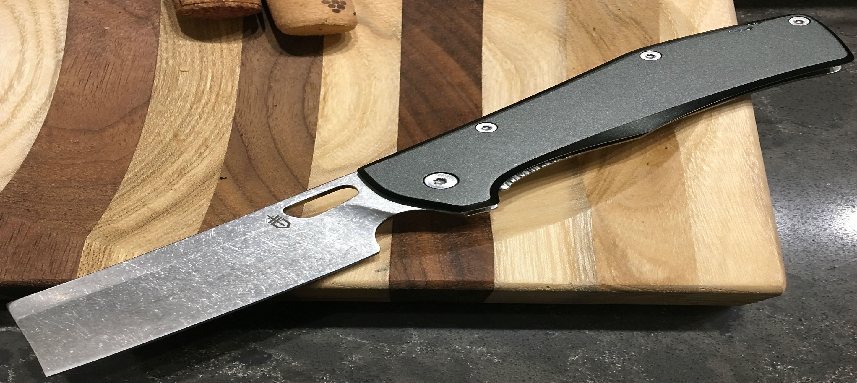 The Gerber Flatiron Knife Video Review - The Knife Junkie